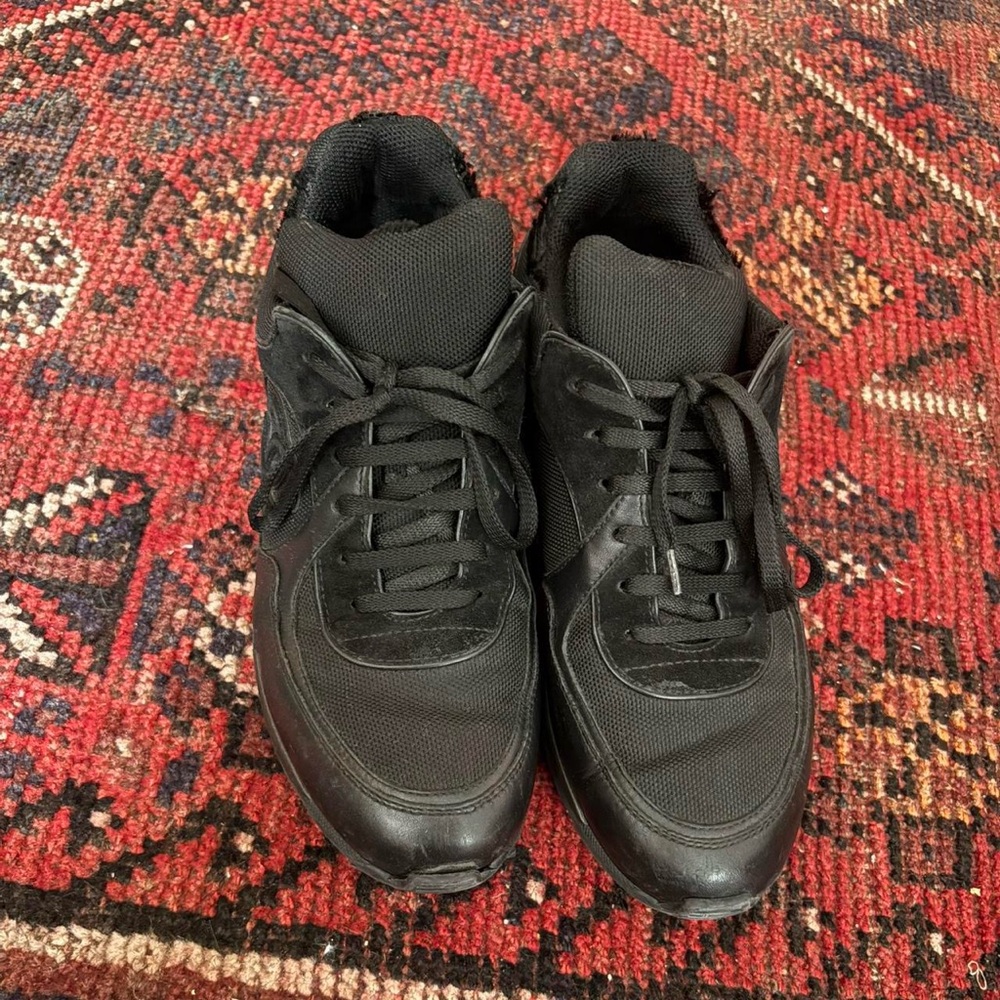CHANEL Black Sneakers - Picture 3 of 5